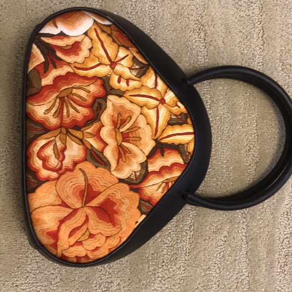 Pineda Covalin Leather/Silk Embroidered Purse - Picture 2 of 2